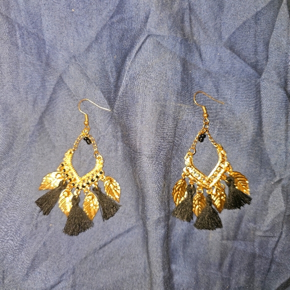Cute feather earrings - Picture 1 of 1